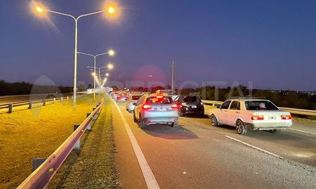 Más de 15 mil vehículos cruzaron el Túnel Subfluvial este sábado por la Fiesta de Disfraces de Paraná. Más de 15 mil vehículos cruzaron el Túnel Subfluvial este sábado por la Fiesta de Disfraces de Paraná.