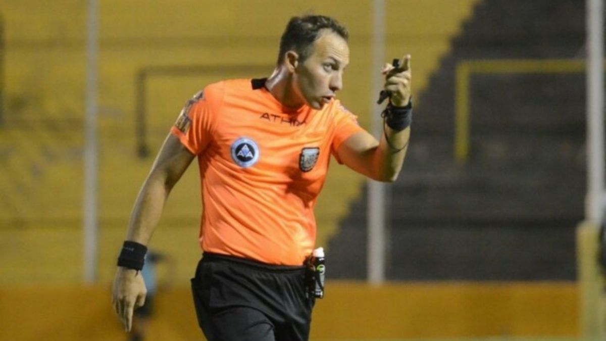 Lucas Comesaña será el hombre encargado de impartir justicia esta noche en el estadio Único de San Nicolás en el duelo entre Unión y Banfield que definirá el ganador de la llave de los 16° de final de la Copa Argentina
