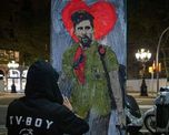 La obra de arte difundida hoy en Barcelona con la imagen de Lionel Messi. La obra de arte difundida hoy en Barcelona con la imagen de Lionel Messi.