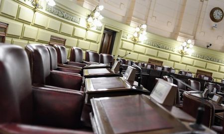 Este jueves, en la segunda sesión extraordinaria de la Legislatura de Santa Fe, la agenda de temas en ambas Cámaras legislativas será cargada. Este jueves, en la segunda sesión extraordinaria de la Legislatura de Santa Fe, la agenda de temas en ambas Cámaras legislativas será cargada.