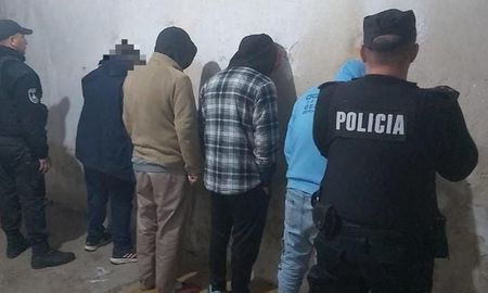 De los cuatro detenidos tras la entradera, tres fueron condenados y uno sigue en prisión preventivo. De los cuatro detenidos tras la entradera, tres fueron condenados y uno sigue en prisión preventivo.