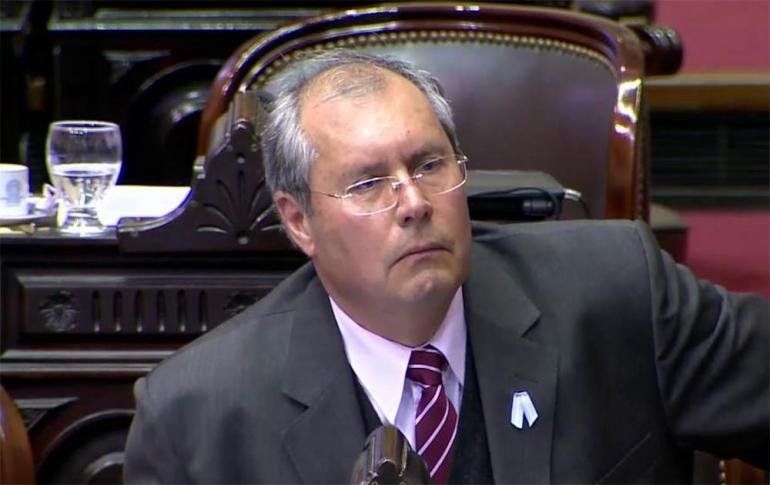 Velaron en el Congreso los restos del diputado Héctor Olivares