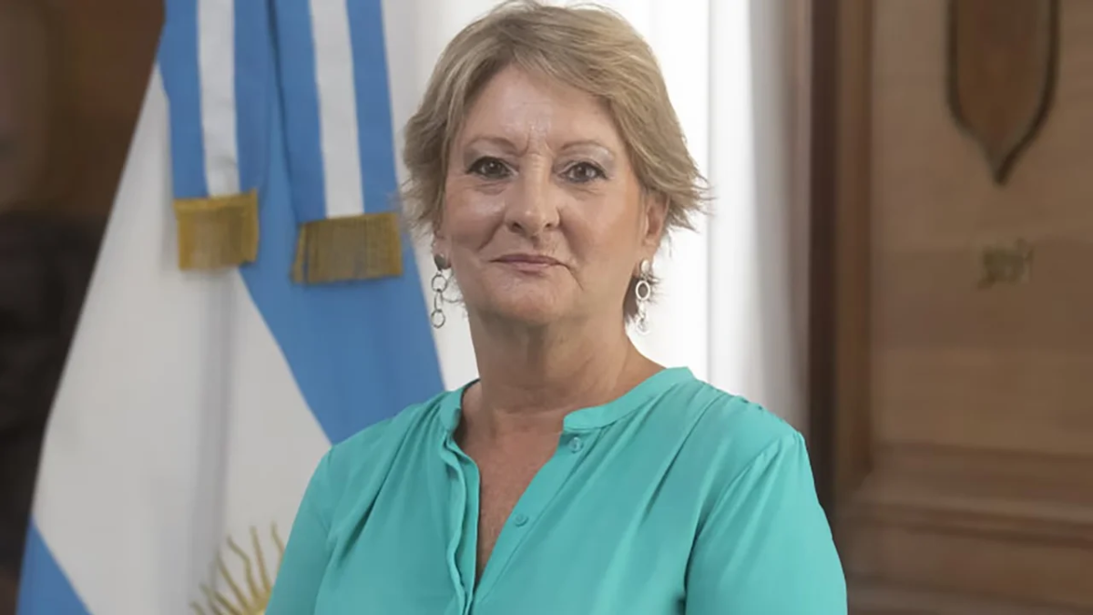 Renunció Ana Lamas