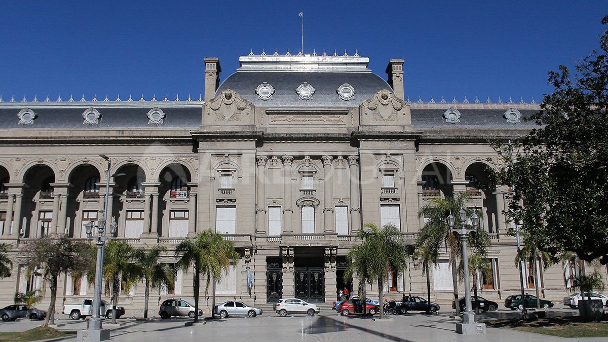 La provincia de Santa Fe regularizó la situación dominial del inmueble donde se encuentra la Casa de Gobierno