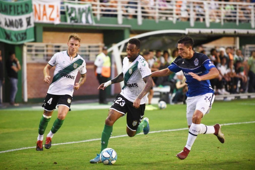 Copa Superliga: Gimnasia y Banfield juegan en el Bosque