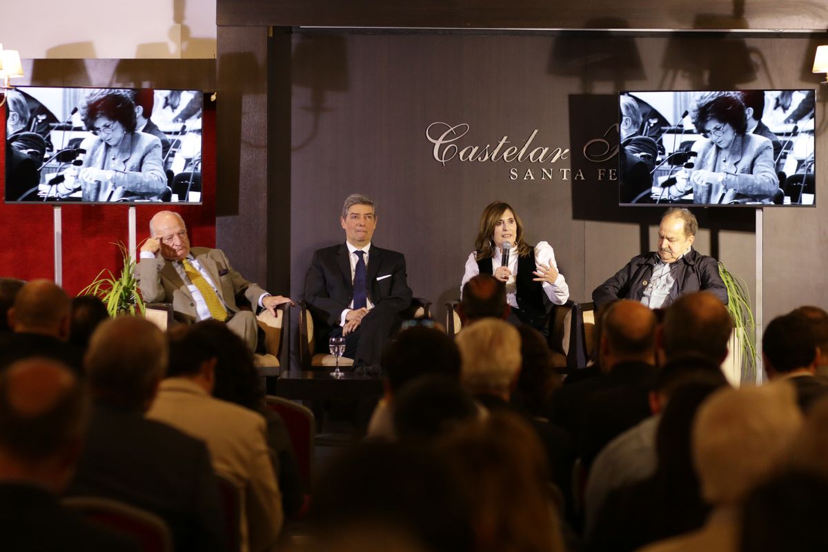 El Concejo de Santa Fe recordó la Reforma con la presencia de convencionales locales.&nbsp;