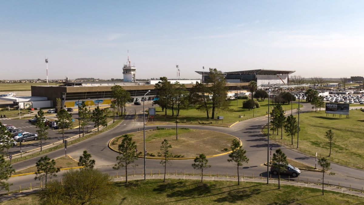 Los vuelos desde el aeropuerto de Rosario crecieron un 60% durante mayo. Los vuelos desde el aeropuerto de Rosario crecieron un 60% durante mayo.