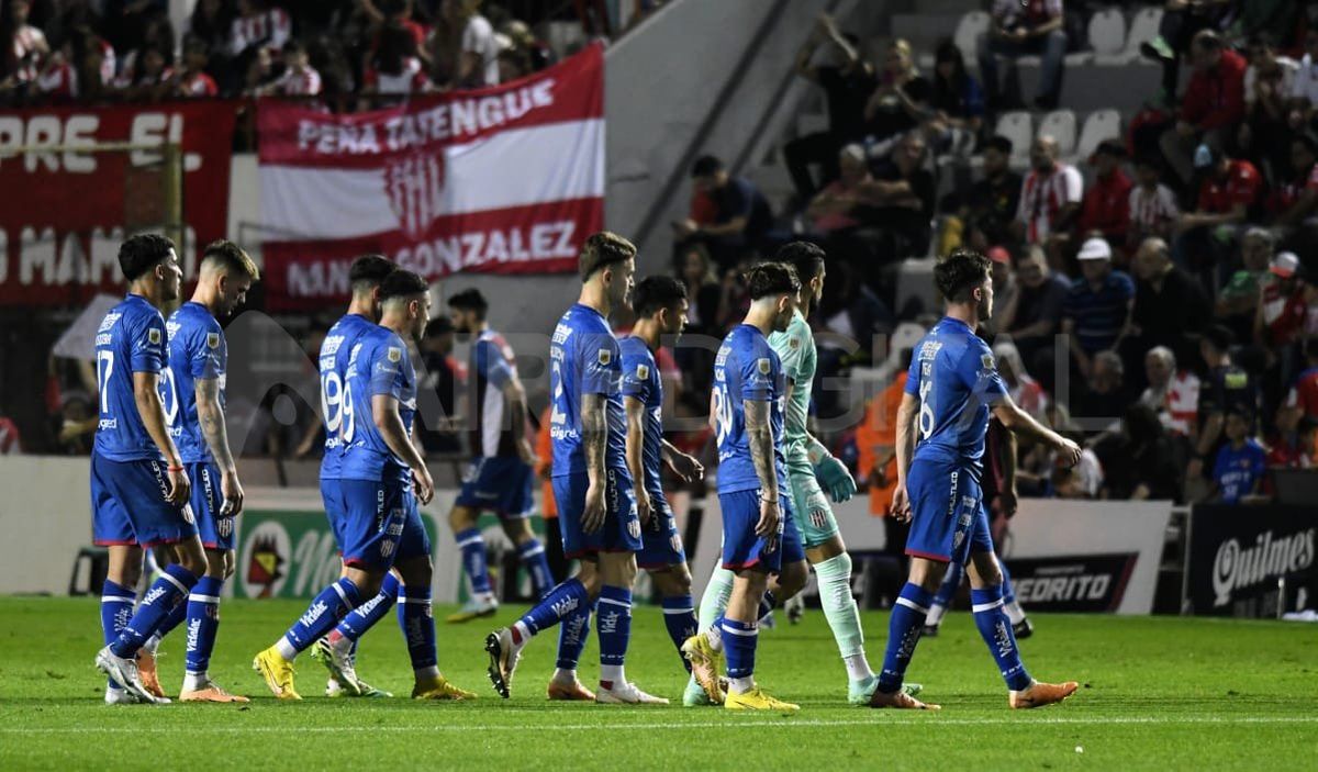 Unión igualó sin goles contra Godoy Cruz en el 15 de Abril. Unión igualó sin goles contra Godoy Cruz en el 15 de Abril.