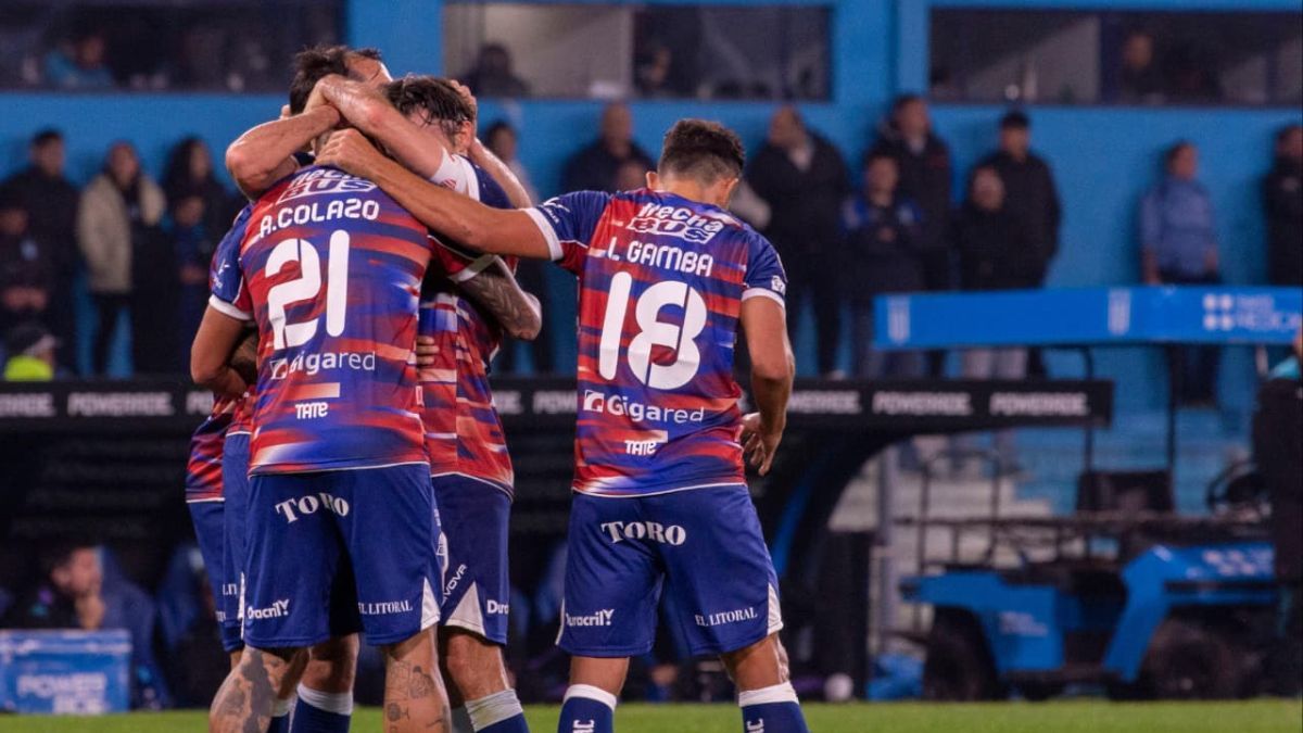 Unión venció 3-2 a Racing por la fecha 7 del Torneo Clausura.