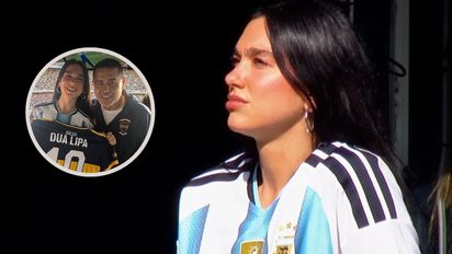 Se viralizó un video de Dua Lipa tras el Superclásico y apuntó al hincha de Boca: 