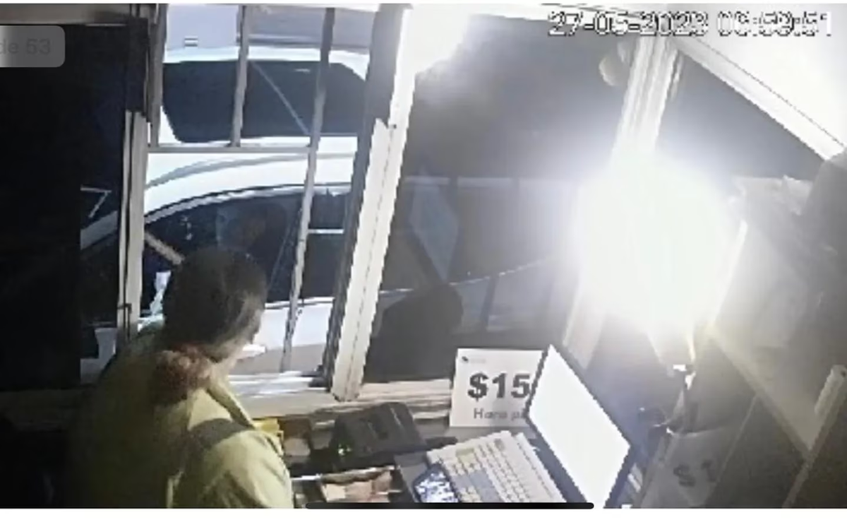 L-Gante está detenido por amenazar con un arma y privar de la libertad a un joven.