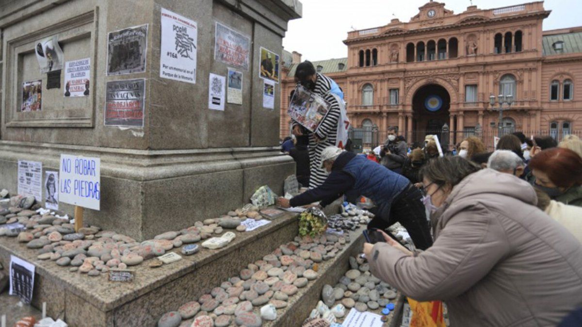 La manifestación fue la continuidad de la primera. Pidieron al Gobierno que no retire las piedras.