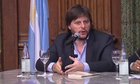 El legislador porteño del Frente de Todos, Leandro Santoro. El legislador porteño del Frente de Todos, Leandro Santoro.