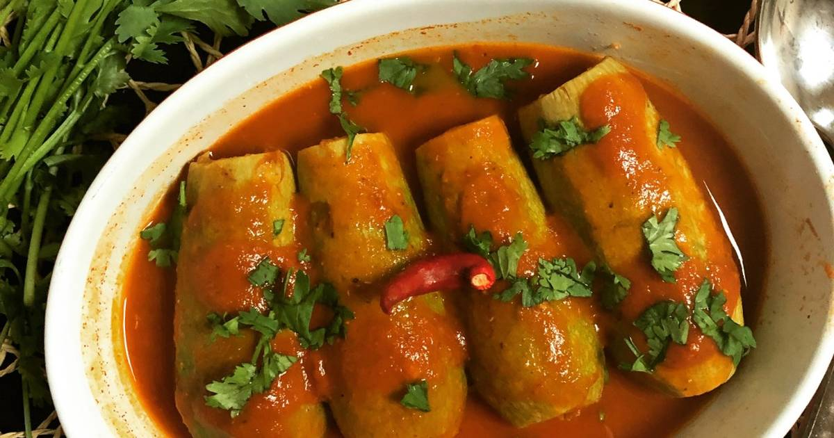 Las calabazas rellenas, kabak dolmas, o kusa mahshi es un plato estilo dolma típico de las regiones que formaron el antiguo imperio Otomano.