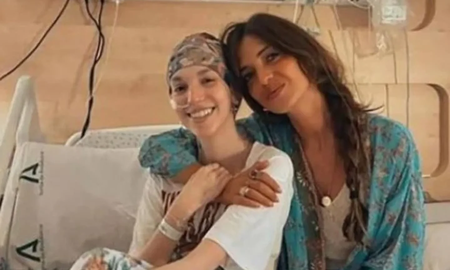 Murió Elena Huelva, la influencer de 20 años que compartía en Instagram su lucha contra el cáncer Murió Elena Huelva, la influencer de 20 años que compartía en Instagram su lucha contra el cáncer