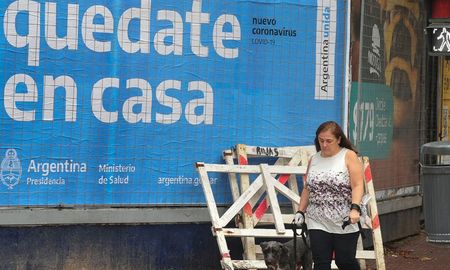 Ocho muertos este domingo por el covid en todo el país. Ocho muertos este domingo por el covid en todo el país.