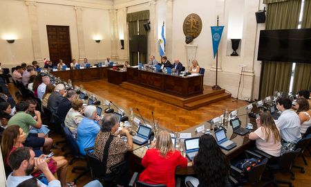 El Consejo Superior de la UNL aprobó la propuesta para acompañar la Ley de Financiamiento Universitario. El Consejo Superior de la UNL aprobó la propuesta para acompañar la Ley de Financiamiento Universitario.