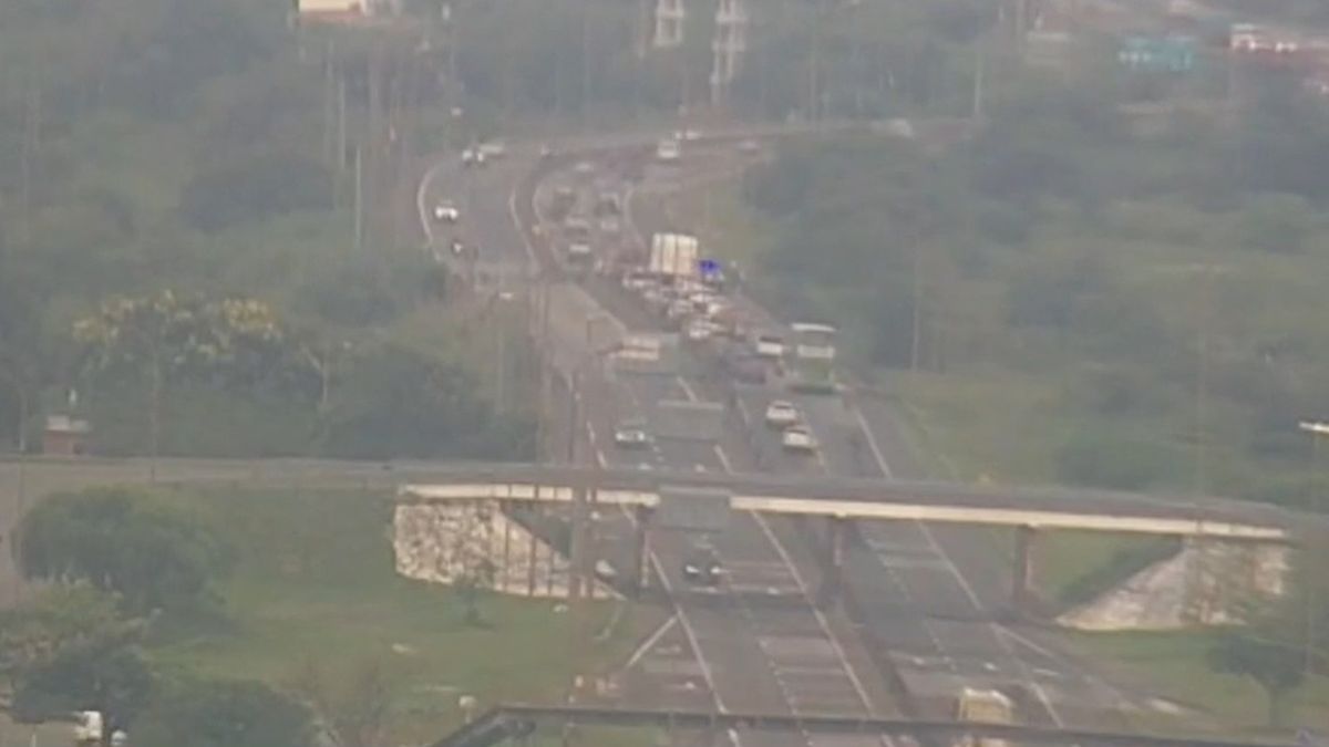 Se registran demoras en la circulación en la Ruta Nacional 168 con sentido a Rincón. 