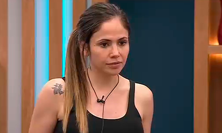 Aseguran que Romina Uhrig de Gran Hermano rompió el aislamiento y vio a sus hijas Aseguran que Romina Uhrig de Gran Hermano rompió el aislamiento y vio a sus hijas