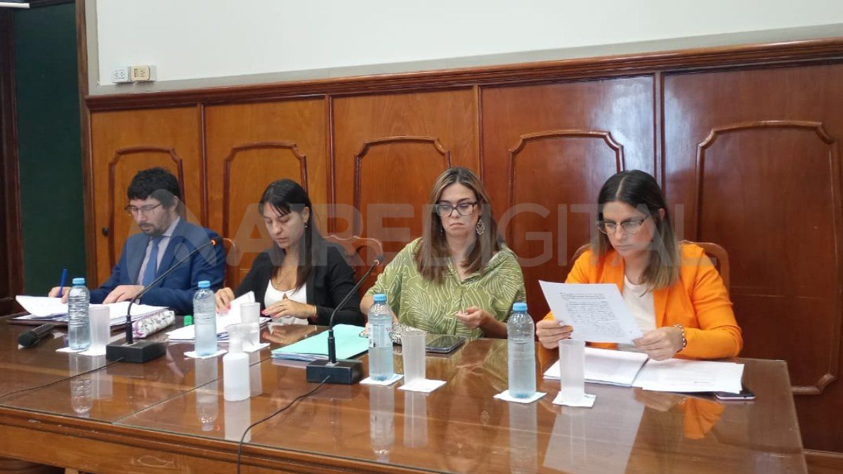 Los fiscales Matías Broggi y Alejandra Del Río Ayala, y las abogadas querellantes Carolina Walker Torres y Agustina Taboada