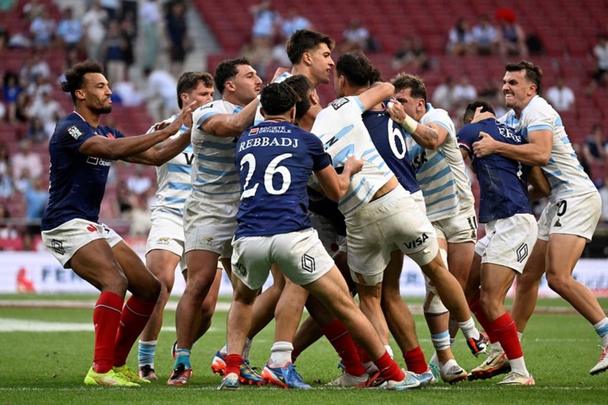 Los Pumas 7s y Francia terminaron a las piñas en el Seven de Madrid (EFE).