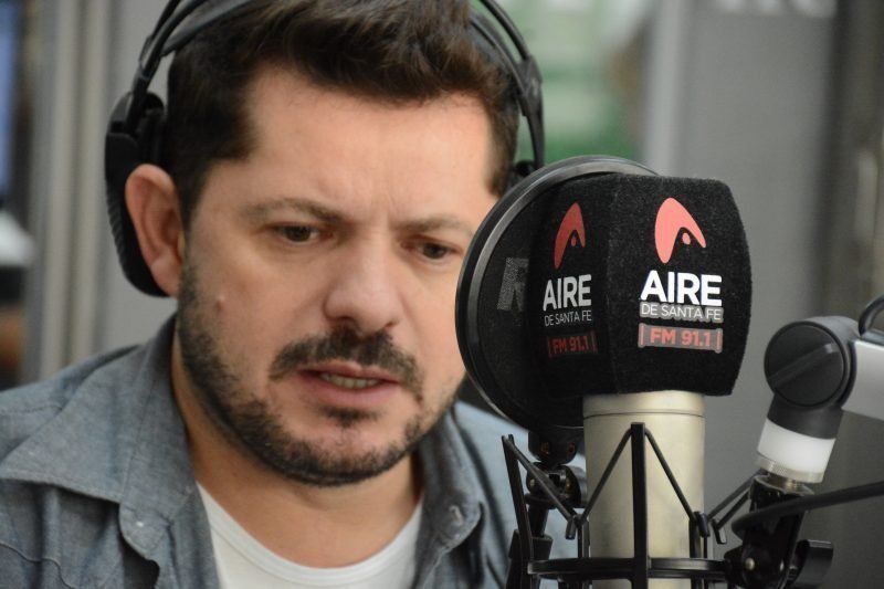 Luego de cuatro años sin tratar el tema y el mismo día en que Diputados aprobaba por tercera vez un proyecto para declarar ciudad a Monte Vera, en el senado aprobaron un proyecto de Marcos Castelló en el mismo sentido.