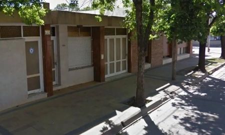 Tenían sexo en un lugar insólito y los escracharon en las redes