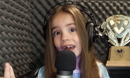 Video: una nena de 7 años le dedicó una canción a Lionel Messi para que gane el Mundial Video: una nena de 7 años le dedicó una canción a Lionel Messi para que gane el Mundial