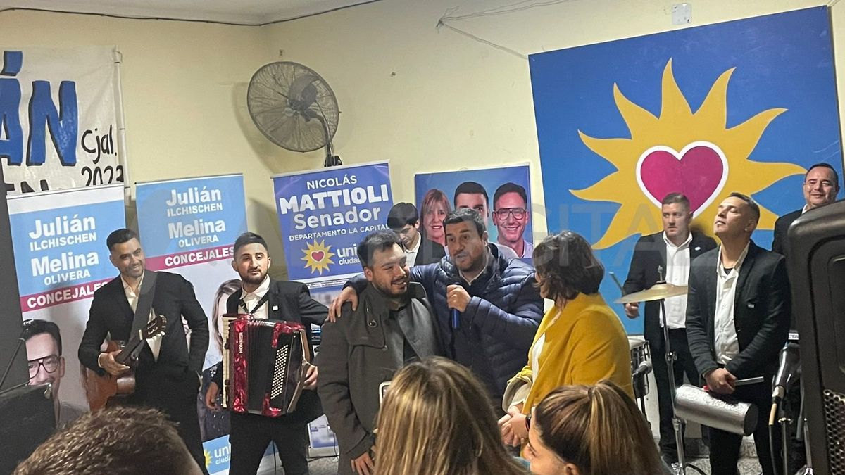 Marcos Cleri cerró su campaña de cara a las elecciones PASO en Santo Tomé. Marcos Cleri cerró su campaña de cara a las elecciones PASO en Santo Tomé.
