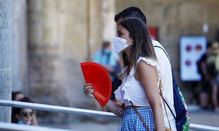 España enfrenta un rebrote de casos de coronavirus. España enfrenta un rebrote de casos de coronavirus.