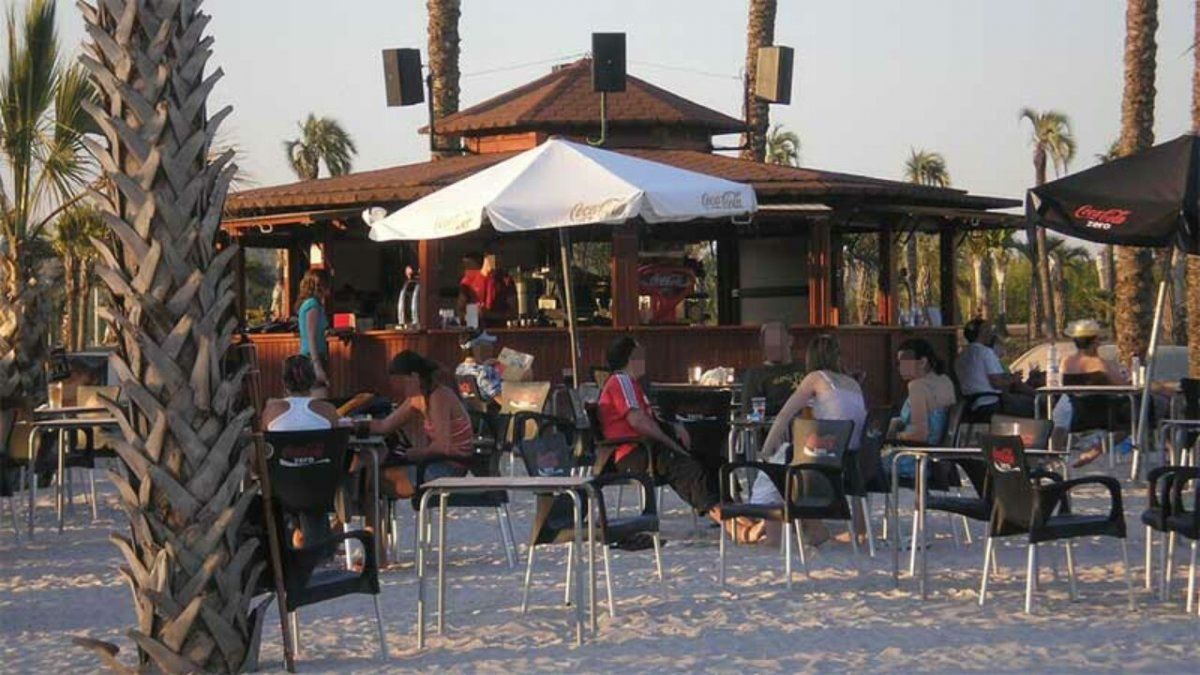 Quisieron irse sin pagar de un bar