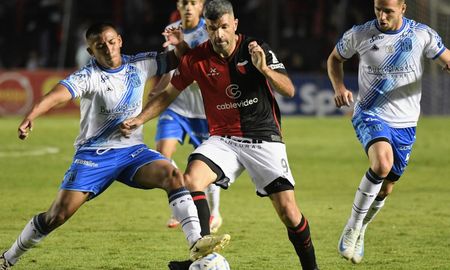 Colón no puede romper el cero y empata con San Telmo en Santa Fe. Colón no puede romper el cero y empata con San Telmo en Santa Fe.