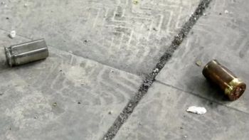 Un jubilado de 88 años corrió a tiros a dos ladrones que intentaron entrar a su casa