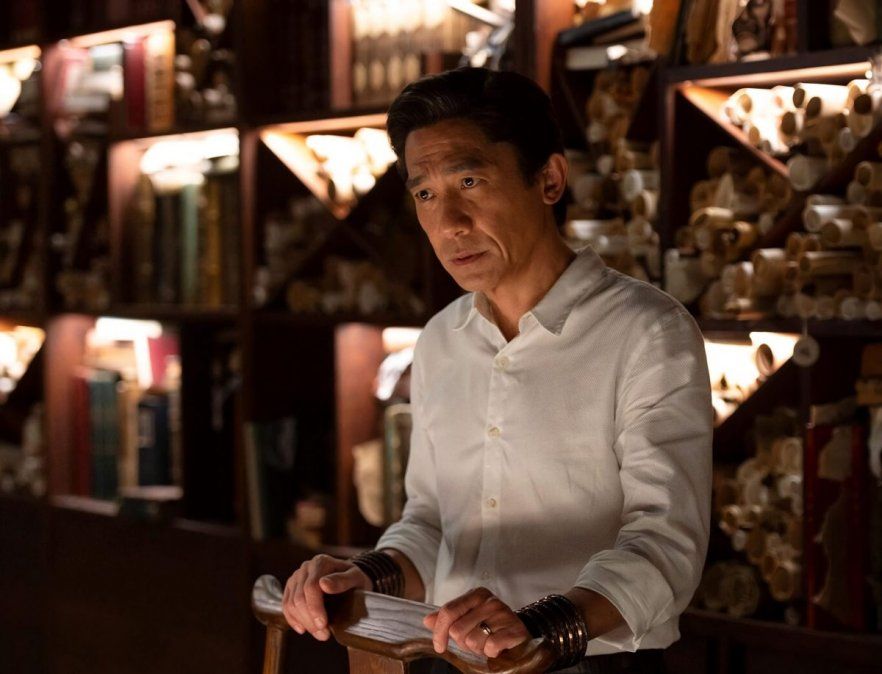 De qué trata "Shang-Chi y la Leyenda de los Diez Anillos".