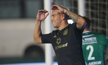 Racing derrotó 3-1 a Sportivo Belgrano y avanzó a 16avos. de la Copa Argentina. Racing derrotó 3-1 a Sportivo Belgrano y avanzó a 16avos. de la Copa Argentina.