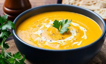 Antonio López contó cómo hacer una sopa de calabaza de la mejor manera. Antonio López contó cómo hacer una sopa de calabaza de la mejor manera.