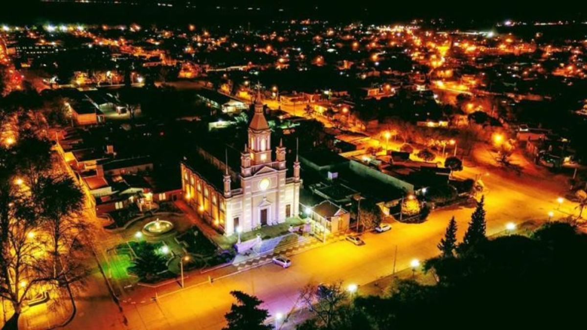 Dentro de Almafuerte se encuentran numerosos atractivos culturales que reflejan la hsitoria de la localidad. Dentro de Almafuerte se encuentran numerosos atractivos culturales que reflejan la hsitoria de la localidad.