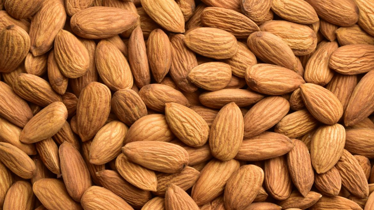 Las almendras ayudan a reducir el colesterol LDL (