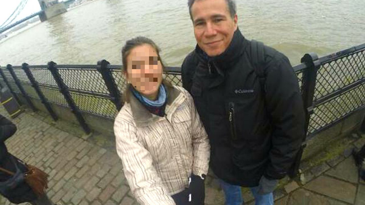 La hija de Alberto Nisman publicó un video inédito visitando el departamento donde murió su papá