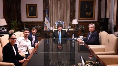 Javier Milei recibió en Casa Rosada a dos argentinos secuestrados por Hamas en Israel