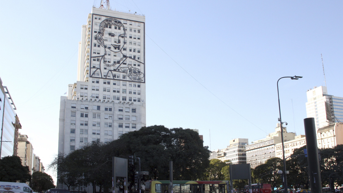 El Gobierno Nacional recortó de 140 mil millones de pesos en el Ministerio de Salud.