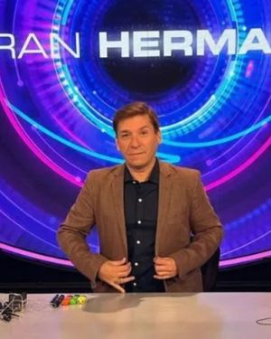 El productor recolectó las pruebas de los ataques digitales y aguarda las pericias informáticas de la Fiscalía para localizar al agresor. El productor recolectó las pruebas de los ataques digitales y aguarda las pericias informáticas de la Fiscalía para localizar al agresor.