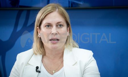 En medio del debate en el Congreso por la reforma de la ley de Glaciares, la diputada nacional por Santa Fe, Gisela Scaglia, anticipó que votará a favor del proyecto. En medio del debate en el Congreso por la reforma de la ley de Glaciares, la diputada nacional por Santa Fe, Gisela Scaglia, anticipó que votará a favor del proyecto.