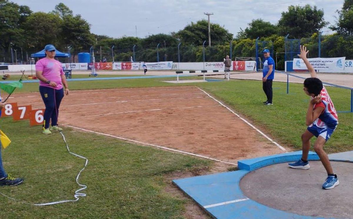 La jornada inicial de la Copa Santa Fe de Atletismo se realizó en San Guillermo y contó con la participación de 240 deportistas. La jornada inicial de la Copa Santa Fe de Atletismo se realizó en San Guillermo y contó con la participación de 240 deportistas.
