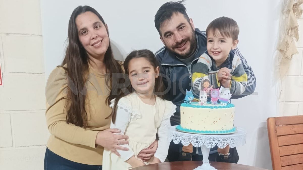 Emir Smith junto a mamá, papá y su hermana de 5 años. Emir Smith junto a mamá, papá y su hermana de 5 años.