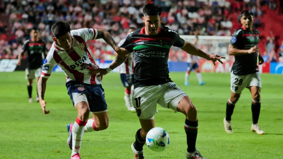 Unión cayó 2 a 1 ante Palestino de Chile.