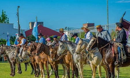 El 23 y 24 de noviembre llega la VII Expo Caballos a la Sociedad Rural de Santa Fe. El 23 y 24 de noviembre llega la VII Expo Caballos a la Sociedad Rural de Santa Fe.