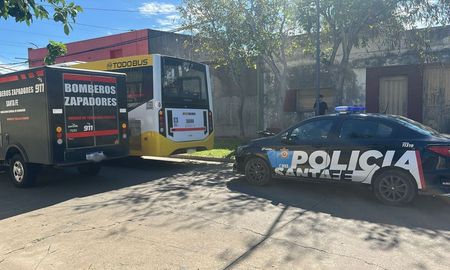 El hecho se produjo cuando el colectivo transitaba por barrio Belgrano de Santa Fe. El hecho se produjo cuando el colectivo transitaba por barrio Belgrano de Santa Fe.