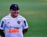 jorge sampaoli vuelve hoy a las practicas del atletico mineiro sin casos de coronavirus