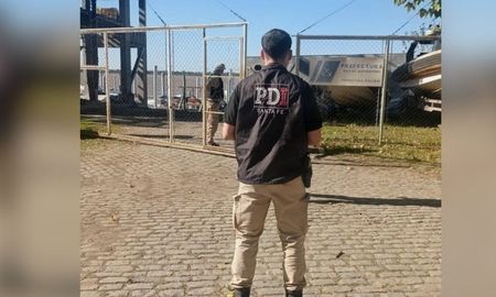 Un cuerpo fue encontrado este mediodía en el río Paraná, en la ciudad de Rosario Un cuerpo fue encontrado este mediodía en el río Paraná, en la ciudad de Rosario